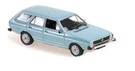 Volkswagen  - Passat Variant 1975 blue - 1:43 - Maxichamps - 940054210 - mc940054210 | The Diecast Company