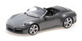 Porsche  - 911 Carrera 4S Cabriolet 2019 grey - 1:18 - Minichamps - 155067336 - mc155067336 | The Diecast Company