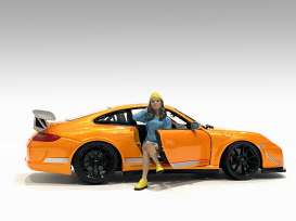 Figures  - Car Meet Figure III 2021  - 1:18 - American Diorama - 76279 - AD76279 | The Diecast Company