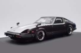 Nissan  - Fairlady Z black/silver - 1:18 - Ignition - IG1966 - IG1966 | The Diecast Company