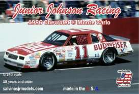 Chevrolet  - Monte Carlo 1986  - 1:25 - Salvinos - JJMC1986B - SALJJMC1986B | The Diecast Company