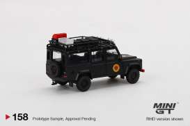 Land Rover  - Defender 110 black - 1:64 - Mini GT - 00158-R - MGT00158rhd | The Diecast Company