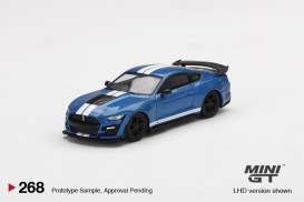 Ford  - Shelby GT500 2020 blue/white - 1:64 - Mini GT - 00268-R - MGT00268rhd | The Diecast Company