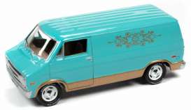 Dodge  - Tradesman 1976 mint green - 1:64 - Johnny Lightning - SP167B - JLSP167B | The Diecast Company