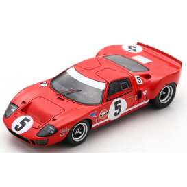 Ford  - GT40 red - 1:43 - Spark - UK009 - spaUK009 | The Diecast Company