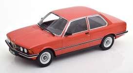BMW  - 323i E21 1975 red - 1:18 - KK - Scale - 180651 - kkdc180651 | The Diecast Company