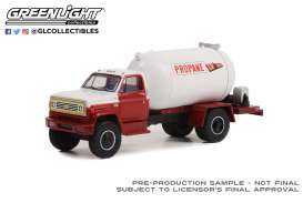 Chevrolet  - C-65 1985 red/white - 1:64 - GreenLight - 45160A - gl45160A | The Diecast Company