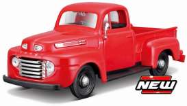 Ford  - Pickup 1948 red - 1:24 - Maisto - 39935R - mai39935R | The Diecast Company