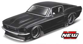 Ford  - Mustang GT 1967 black - 1:24 - Maisto - 39094Z - mai39094Z | The Diecast Company