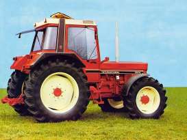 Case  - 956XL red - 1:32 - Schuco - 07878 - schuco07878 | The Diecast Company