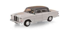Mercedes Benz  - 200D Fintail grey - 1:64 - Schuco - S20345 - schuco20345 | The Diecast Company