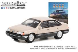 Ford  - Taurus 1989  - 1:64 - GreenLight - 39110E - gl39110E | The Diecast Company