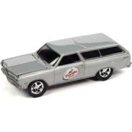 Chevrolet  - Chevelle 1965 silver - 1:64 - Johnny Lightning - SP173B - JLSP173B | The Diecast Company