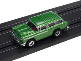 Chevrolet  - Nomad 1956 green - 1:64 - Auto World - SC366 - awSC366F | The Diecast Company