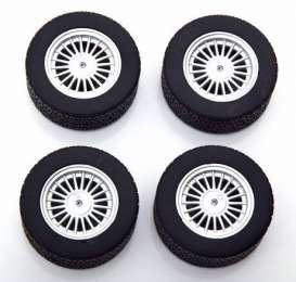 Wheels & tires Rims & tires - black/chrome - 1:18 - KK - Scale - acc019 - kkdcacc029 | The Diecast Company