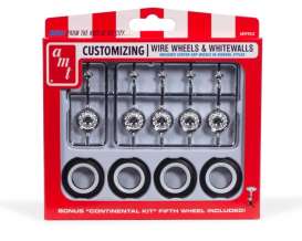 Wheels & tires Rims & tires - silver/black - 1:25 - AMT - spp033 - amtspp033 | The Diecast Company