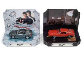 Assortment/ Mix  - red/silver - 1:64 - Johnny Lightning - DR016 - JLDR016 | The Diecast Company