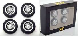Wheels & tires Rims & tires - black/chrome - 1:18 - KK - Scale - acc026 - kkdcacc026 | The Diecast Company