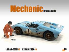 Figures  - Jerry 2022 orange - 1:24 - American Diorama - 23901o - AD23901o | The Diecast Company