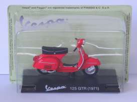 Vespa  - 125 GTR 1971 red - 1:18 - Magazine Models - X26ALA0038 - MagVes0038 | The Diecast Company