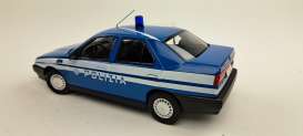 Alfa Romeo  - 155 1996 blue - 1:18 - Triple9 Collection - 1800386 - T9-1800386 | The Diecast Company