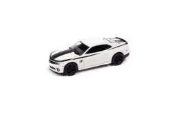 Chevrolet  - hurst, camaro 2010 white/black - 1:64 - Auto World - SP115A - AWSP115A | The Diecast Company