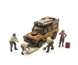 Figures  - Off Road Adventure 2022 various - 1:64 - American Diorama - 76492MJ - AD76492MJ | The Diecast Company