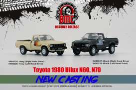 Toyota  - Hilux black - 1:64 - BM Creations - 64B0227 - BM64B0227rhd | The Diecast Company