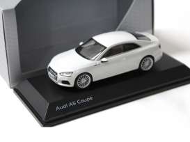 Audi  - A5 Coupe 2017 glacier white - 1:43 - Spark - 19100 - Audi5011605431 | The Diecast Company
