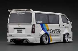 Toyota  - Hiace white - 1:18 - Ignition - IG2810 - IG2810 | The Diecast Company