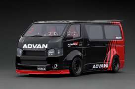 Toyota  - Hiace black/red - 1:18 - Ignition - IG2805 - IG2805 | The Diecast Company