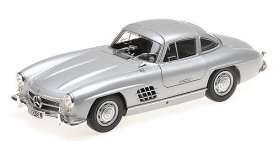 Mercedes Benz  - 300SL 1955 silver - 1:18 - Minichamps - 110037210 - mc110037210 | The Diecast Company