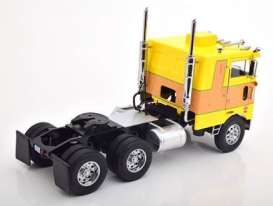Peterbilt  - 352 Pacemaker 1977 yellow/brown - 1:18 - Road Kings - 180152 - rk180152 | The Diecast Company