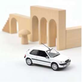 Citroen  - saxo 2000 white - 1:43 - Norev - 155159 - nor155159 | The Diecast Company