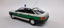 Audi  - 80 B3 *Polizei* 1989 white/green - 1:18 - Triple9 Collection - 1800345 - T9-1800345 | The Diecast Company