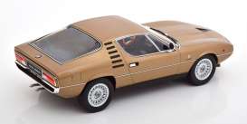 Alfa Romeo  - Montreal 1970 gold - 1:18 - KK - Scale - 180386 - kkdc180386 | The Diecast Company