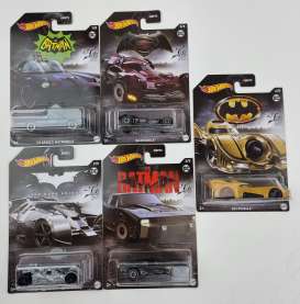 Batman  - Batmobile assortment various - 1:64 - Hotwheels - HMV72 - hwmvHMV72 | The Diecast Company