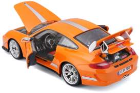Porsche  - 2012 orange/silver - 1:18 - Bburago - 11036O - bura11036O | The Diecast Company