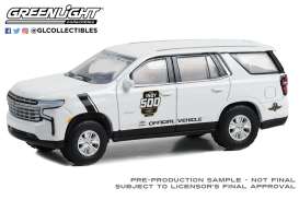 Chevrolet  - Tahoe 2023 white - 1:64 - GreenLight - 30458 - gl30458 | The Diecast Company