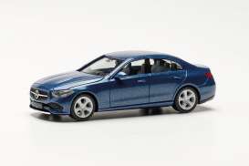 Mercedes Benz  - C Limousine blue metallic - 1:87 - Herpa - H430913-002 - herpa430913-002 | The Diecast Company