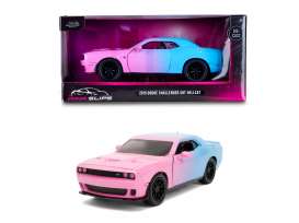 Dodge  - Challenger SRT Hellcat 2015 pink/blue - 1:24 - Jada Toys - 34658 - jada253293002 | The Diecast Company
