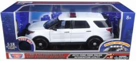 Ford  - Interceptor Utility 2015 white - 1:18 - Motor Max - 73995 - mmax73995 | The Diecast Company