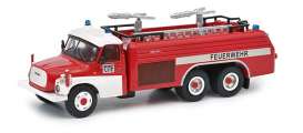 Tatra  - T148 red - 1:87 - Schuco - S26787 - schuco26787 | The Diecast Company