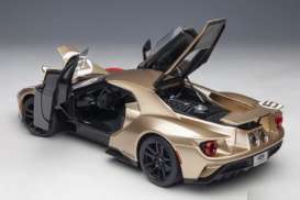 Ford  - GT 2022 gold/red - 1:18 - AutoArt - 72928 - autoart72928 | The Diecast Company