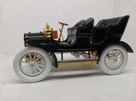 Buick  - Model B 1904 black - 1:18 - SunStar - 5721 - sun5721 | The Diecast Company