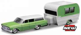 Chevrolet  - Biscayne 1962 white/green - 1:64 - Maisto - 15368-15941 - mai15368-15941 | The Diecast Company