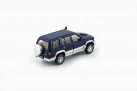 Isuzu  - Trooper Big Horn purple/blue - 1:64 - BM Creations - 64B0328 - BM64B0329lhd | The Diecast Company