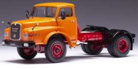 MAN  - 19.280 H 1971 orange/red - 1:43 - IXO Models - TR155 - ixtr155 | The Diecast Company