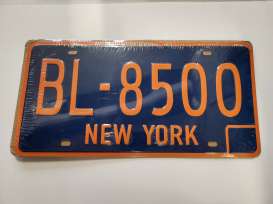 Funny Plates  - New York BL-8500 blue/orange - Tac Signs - funNewYorkBL8500 | The Diecast Company