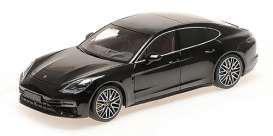 Porsche  - Panamera Turbo S 2020 black - 1:18 - Minichamps - 113061076 - mc113061076 | The Diecast Company